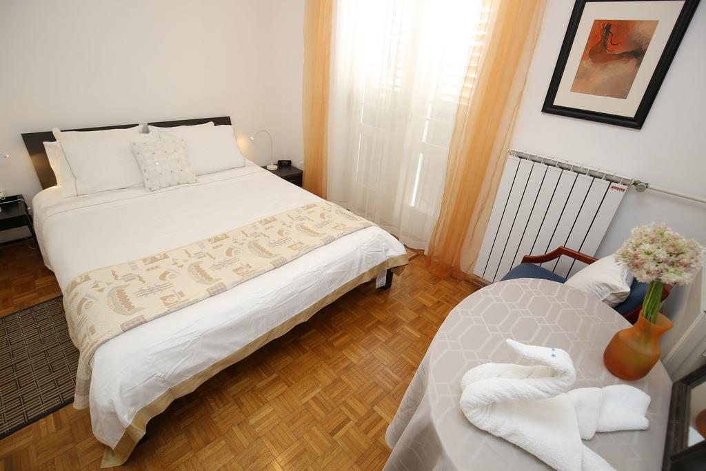 Prokonzul 2Br Apartment In Old Town Задар Экстерьер фото